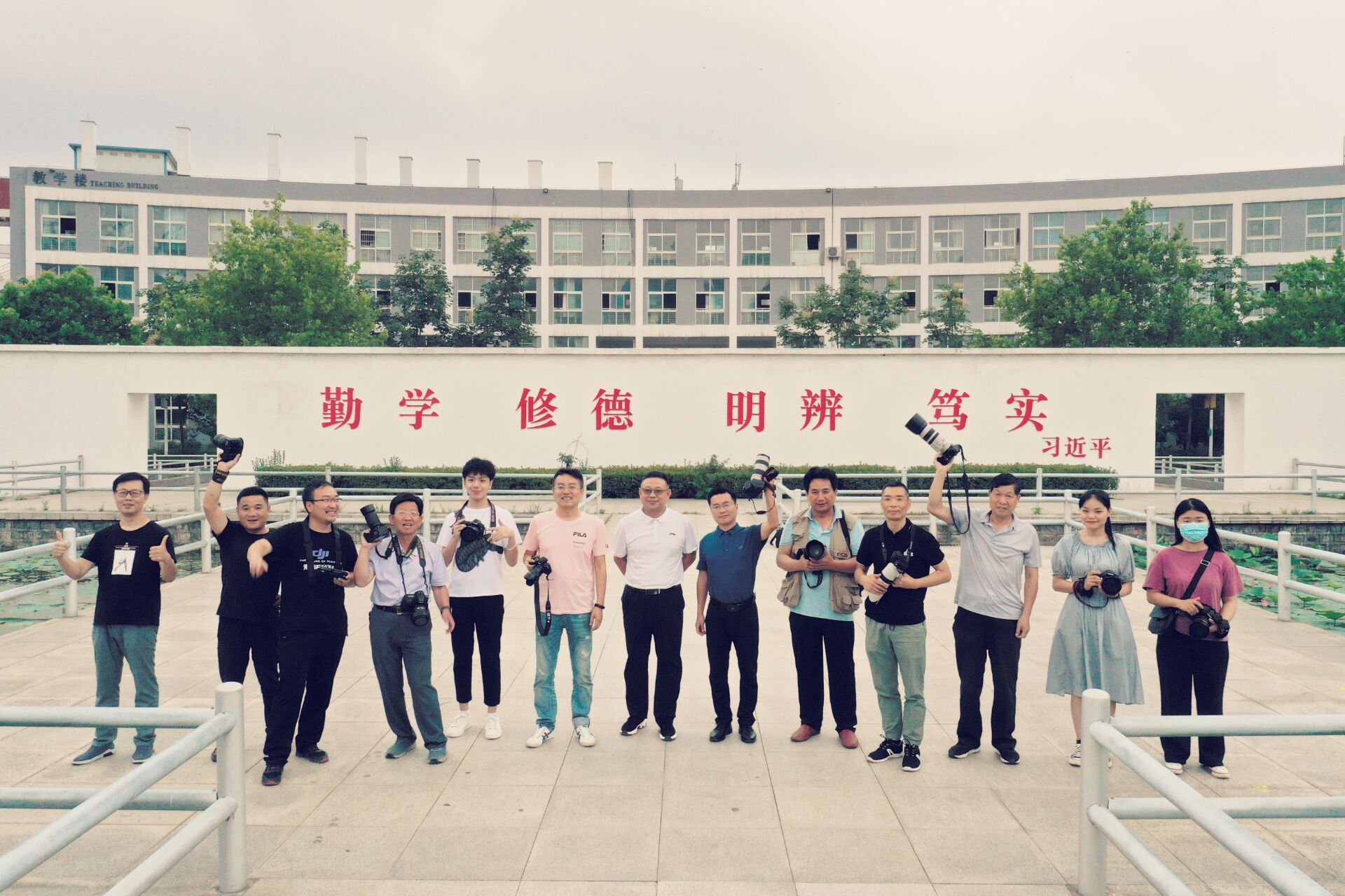 少妇被又大又粗又爽久久