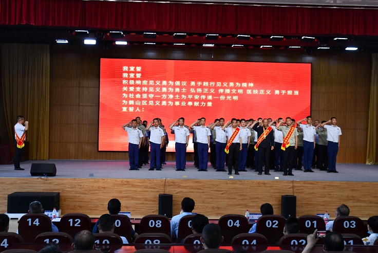 少妇被又大又粗又爽久久